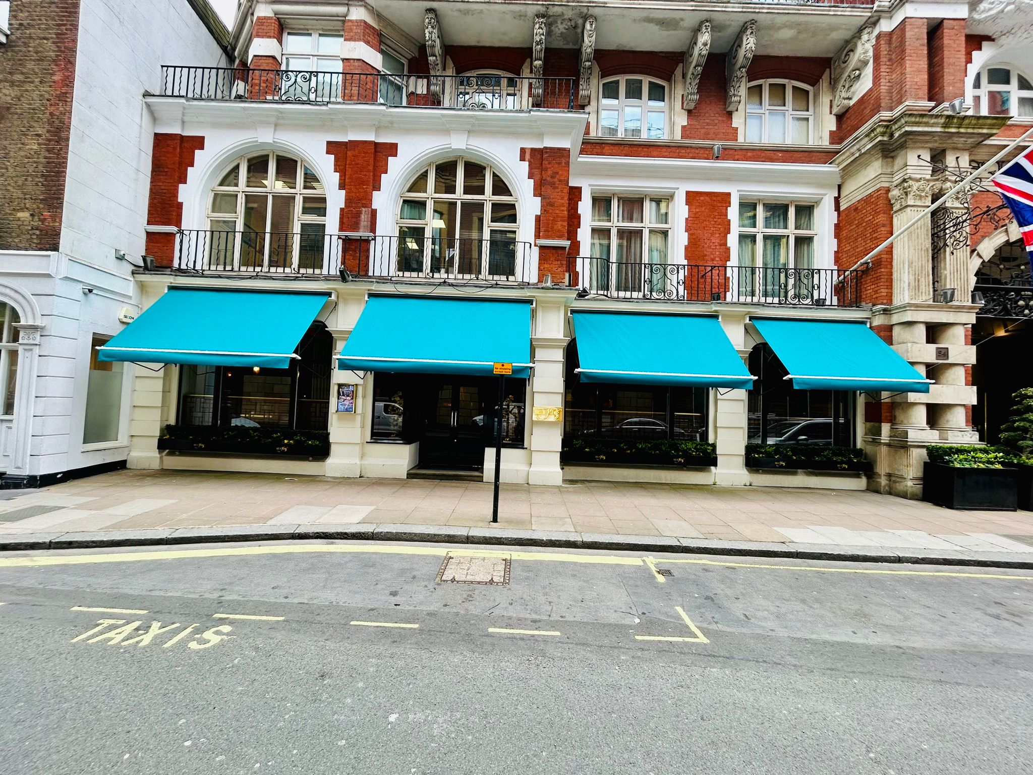 4 Traditional Victorian Awnings in Buckingham Gate, London